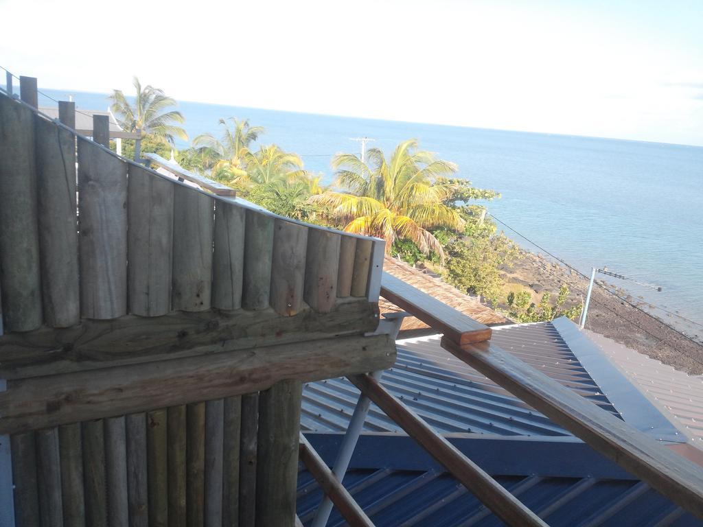 Отель Le Pandanus Quatre Vents Экстерьер фото